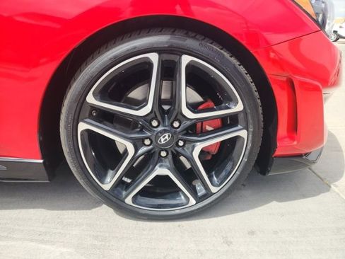 Used 2022 Hyundai Veloster N FWD image 13