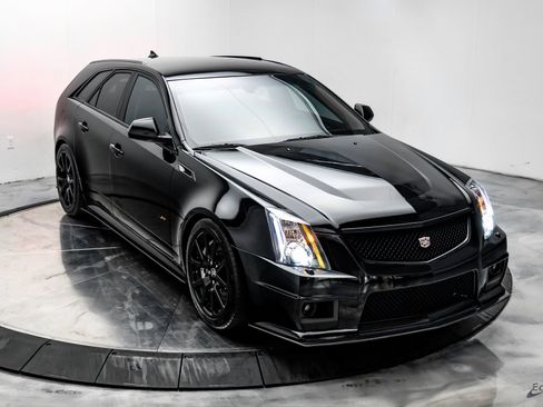 Used 2013 Cadillac CTS V image 21