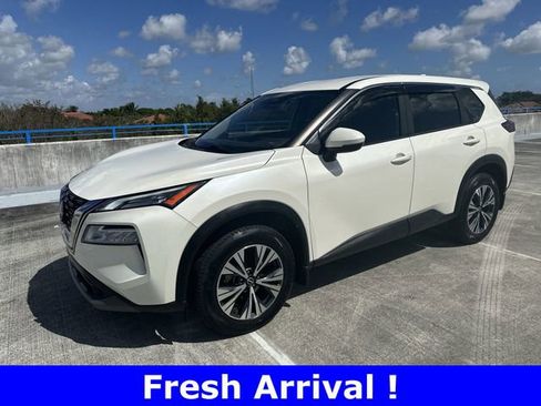 Used 2023 Nissan Rogue SV image 31