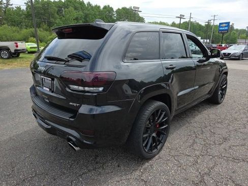 Used 2014 Jeep Grand Cherokee SRT8 w/ Luxury Group II AWD/4WD image 30