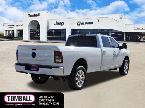 Used 2024 RAM 3500 Big Horn w/ Night Edition image 7