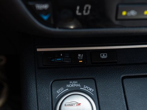 Used 2014 Lexus ES 350 w/ Luxury Package FWD image 34