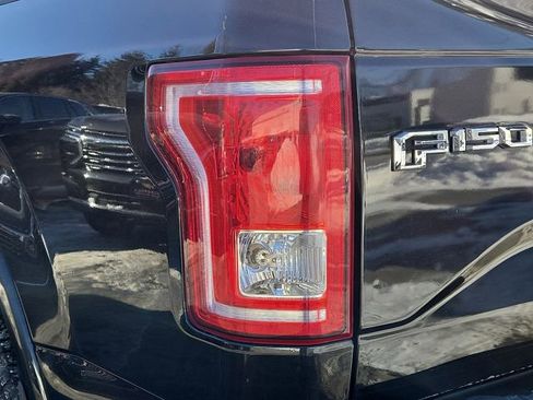 Used 2015 Ford F150 XLT w/ Equipment Group 302A Luxury image 12