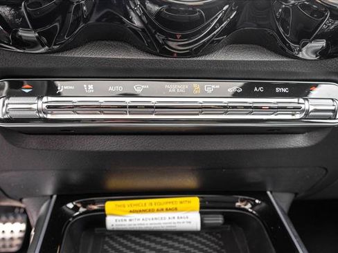 New 2026 Mercedes-Benz GLB 35 AMG 4MATIC image 20