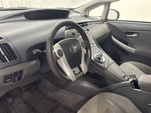 Used 2010 Toyota Prius Two image 12