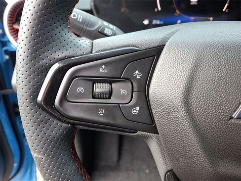 Certified 2024 Chevrolet Trax RS w/ Driver Confidence Package image 17