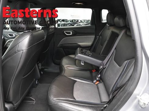 Used 2024 Jeep Compass Latitude AWD/4WD image 20