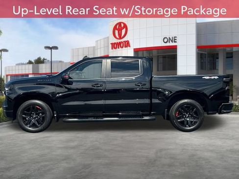 Used 2022 Chevrolet Silverado 1500 RST w/ Redline Edition AWD/4WD image 9