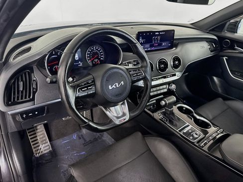 Certified 2022 Kia Stinger GT-Line image 9