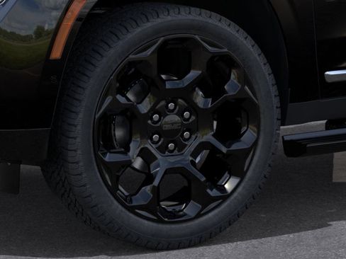 New 2026 GMC Yukon Denali w/ Denali Reserve Package AWD/4WD image 9