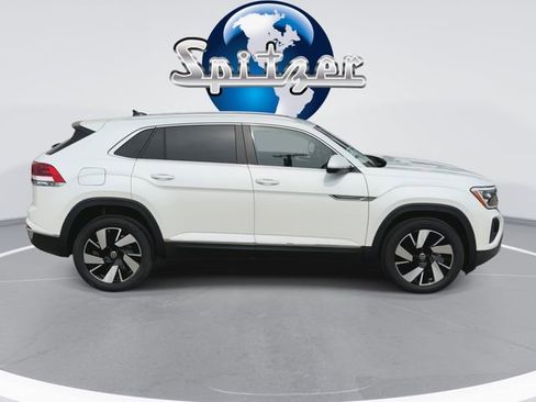 New 2026 Volkswagen Atlas Cross Sport SEL AWD/4WD image 5