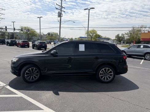 Used 2023 Audi Q7 2.0T Premium Plus w/ Premium Plus Package AWD/4WD image 3