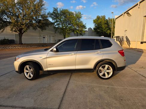Used 2017 BMW X3 sDrive28i image 8