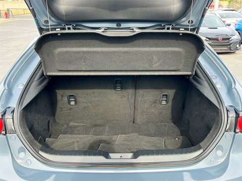 Used 2022 MAZDA MAZDA3 s image 27