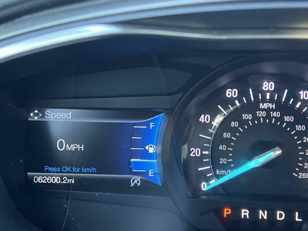 Used 2020 Ford Fusion SE w/ Equipment Group 151A FWD image 18
