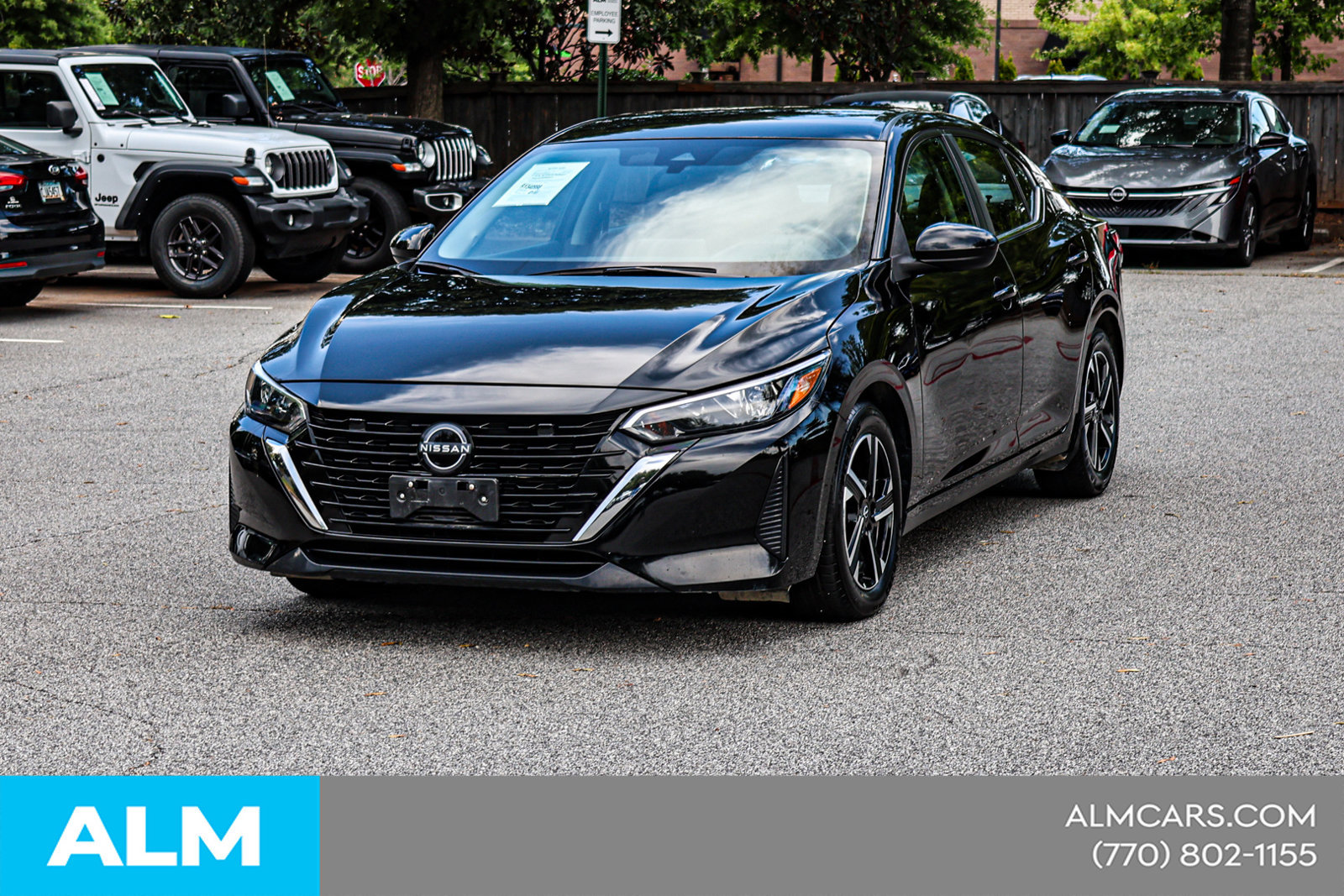 Used 2024 Nissan Sentra SV FWD image 3