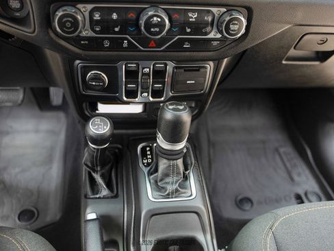 Used 2024 Jeep Wrangler Sport S AWD/4WD image 51