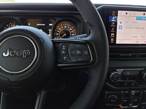 New 2026 Jeep Gladiator Sport AWD/4WD image 39