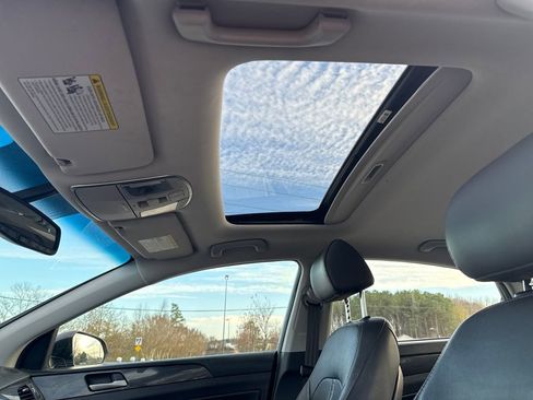 Used 2018 Hyundai Sonata Limited image 22