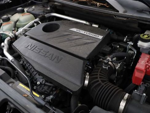 Used 2022 Nissan Rogue SL w/ SL Premium Package image 11