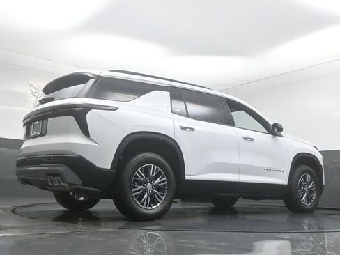 New 2026 Chevrolet Traverse LT w/ LPO, Floor Liner Package image 12