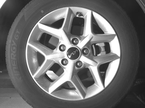 Used 2025 Kia Soul LX w/ LX Technology Package image 13