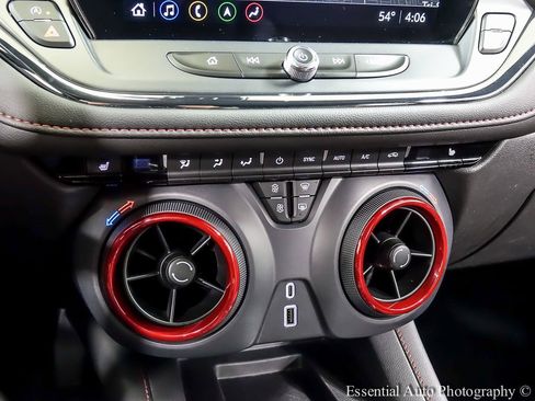 Certified 2025 Chevrolet Blazer RS image 17