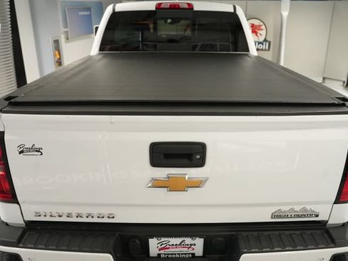 Used 2015 Chevrolet Silverado 2500 High Country w/ Duramax Plus Package AWD/4WD image 7