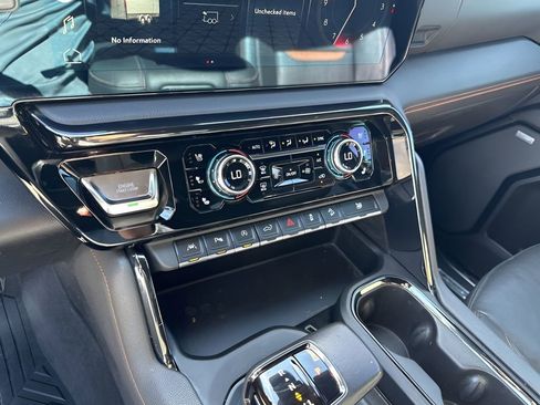 Used 2022 GMC Sierra 1500 AT4 w/ AT4 Premium Package image 35