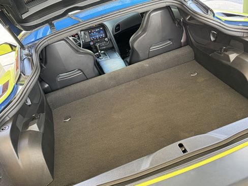 Used 2016 Chevrolet Corvette Stingray Coupe w/ Battery Protection Package image 23