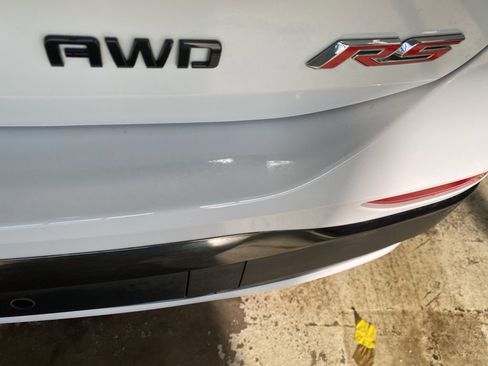 Used 2023 Chevrolet Equinox RS w/ RS Leather Package image 12