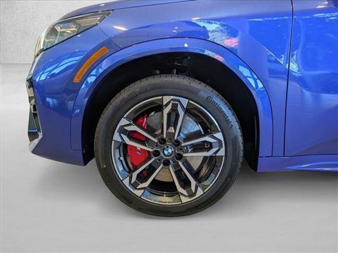 Used 2026 BMW X2 xDrive28i w/ M Sport Package AWD/4WD image 10