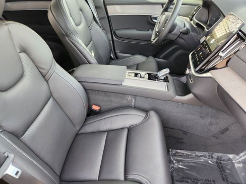 New 2026 Volvo XC90 B6 Ultra w/ Protection Package AWD/4WD image 5