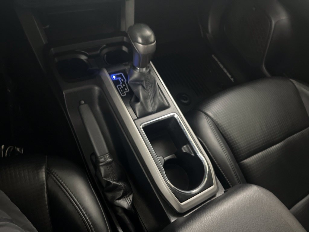 Used 2019 Toyota Tacoma Limited AWD/4WD image 71