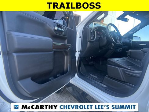 Used 2019 Chevrolet Silverado 1500 LT Trail Boss image 18