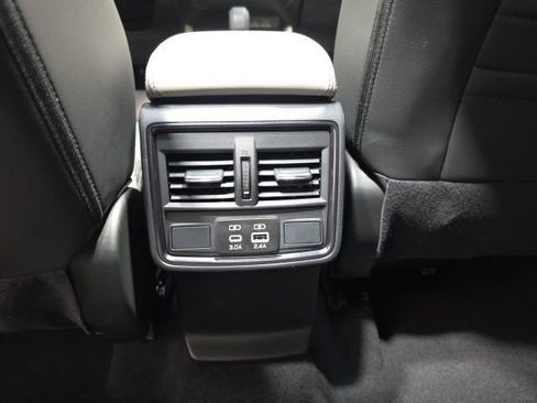 Certified 2025 Subaru Forester Limited AWD/4WD image 30