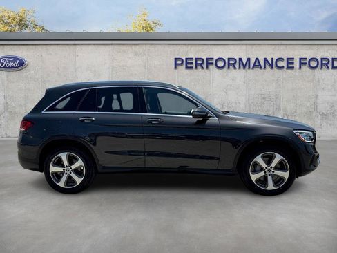 Used 2022 Mercedes-Benz GLC 300 image 6