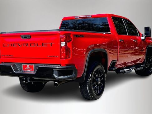 Used 2025 Chevrolet Silverado 2500 Custom w/ Custom Convenience Package image 5