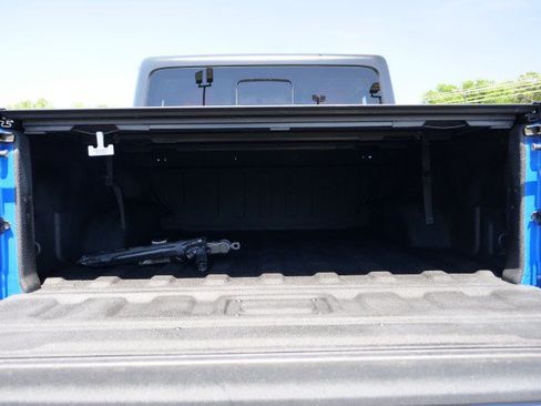 Used 2022 Jeep Gladiator Sport AWD/4WD image 36