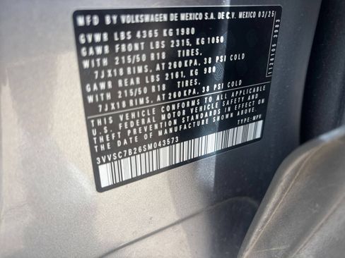 Used 2025 Volkswagen Taos SE FWD image 30