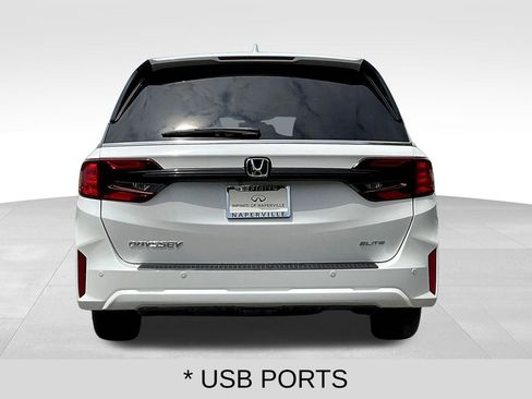 Used 2026 Honda Odyssey Elite image 6