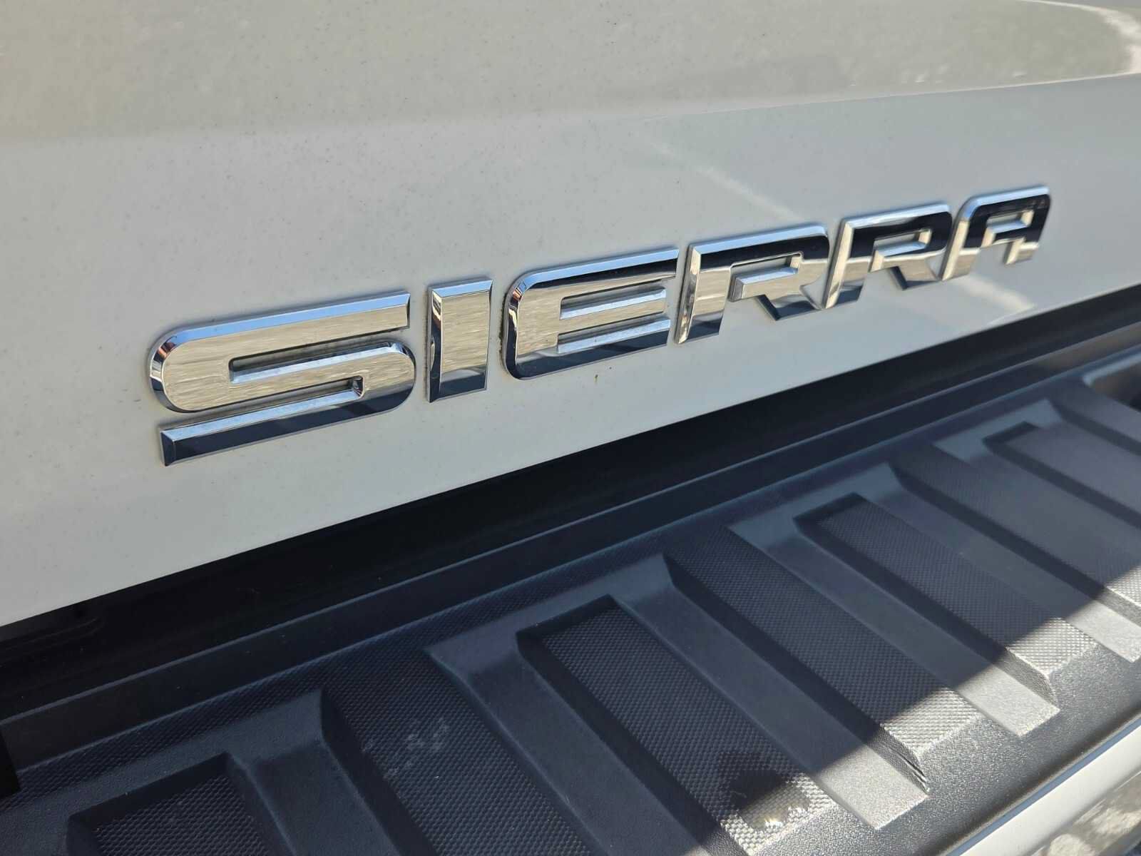 Used 2018 GMC Sierra 1500 4x4 Double Cab w/ Elevation Edition image 19