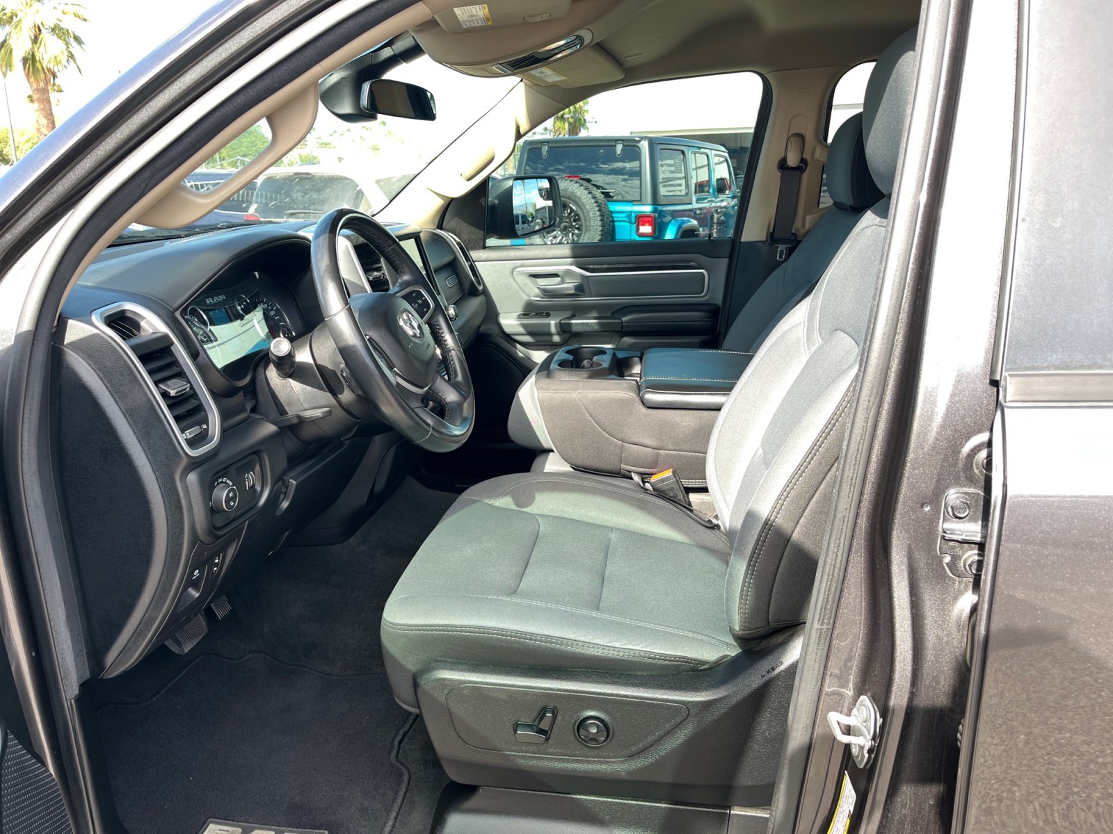 Used 2020 RAM 1500 Big Horn RWD image 14