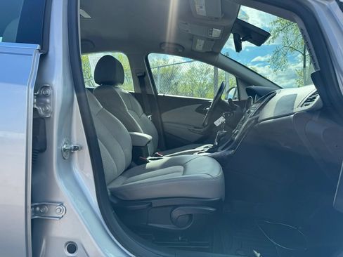 Used 2016 Buick Verano FWD image 22