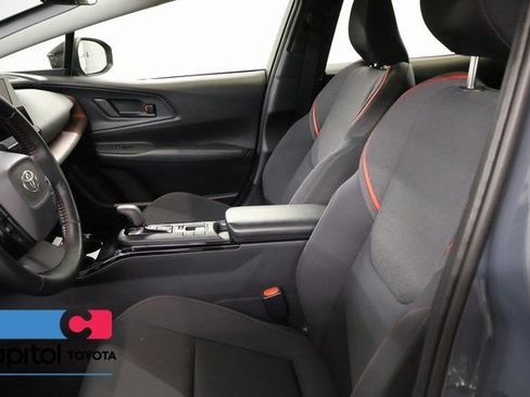 Used 2024 Toyota Prius Prime FWD image 12