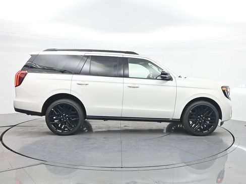 New 2026 Ford Expedition Platinum w/ Stealth Performance Package image 6
