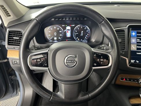 Used 2021 Volvo XC90 T6 Momentum w/ Protection Package Premier AWD/4WD image 27