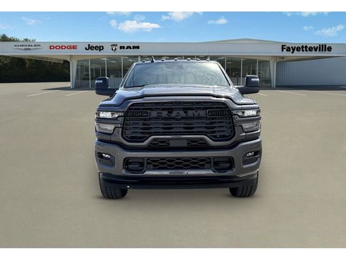 New 2026 RAM 2500 Big Horn AWD/4WD image 8