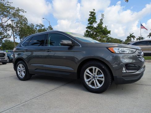 Used 2019 Ford Edge SEL w/ Equipment Group 201A FWD image 2