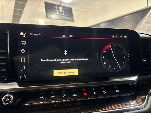 Used 2022 GMC Sierra 1500 Elevation w/ Elevation Premium Package AWD/4WD image 30